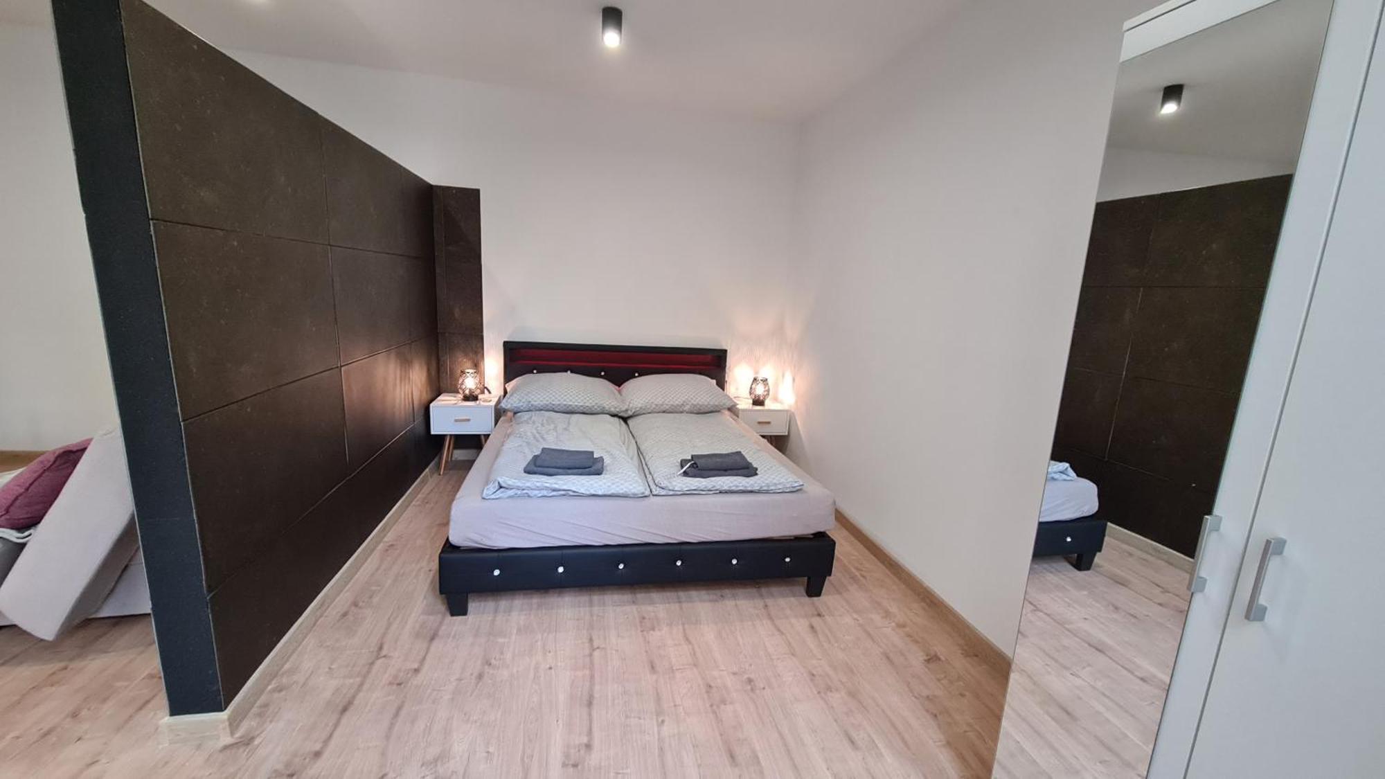 Apartamenty Centrum Plac Wolnosci Aparthotel Kielce Exteriör bild